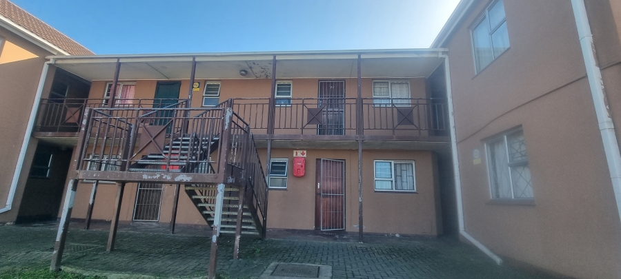 2 Bedroom Property for Sale in Scenery Park Eastern Cape